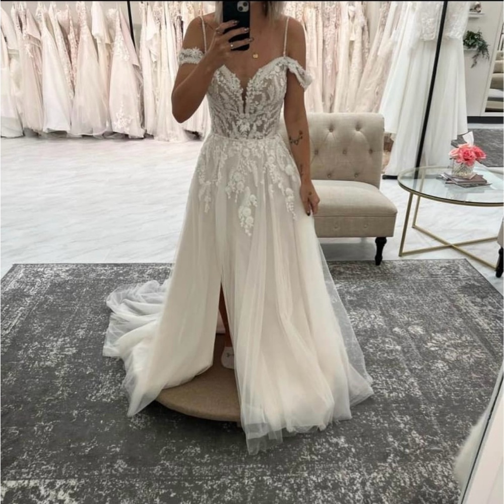 Eddy K Natalie EK1514 wedding dress size 4 (streetsize 0/XS) brand new unaltered